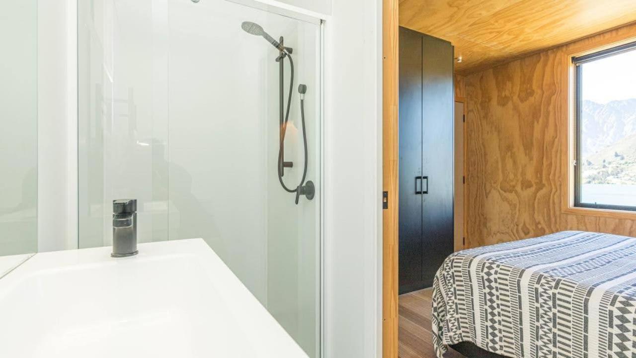 Picture Perfect - Queenstown Holiday Home מראה חיצוני תמונה